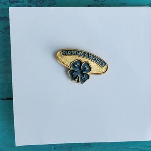 4-H pin